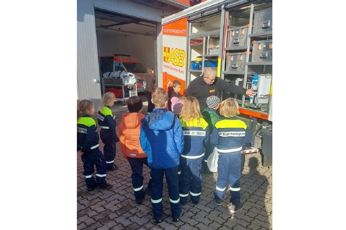 Kinderfeuerwehr 3.jpg