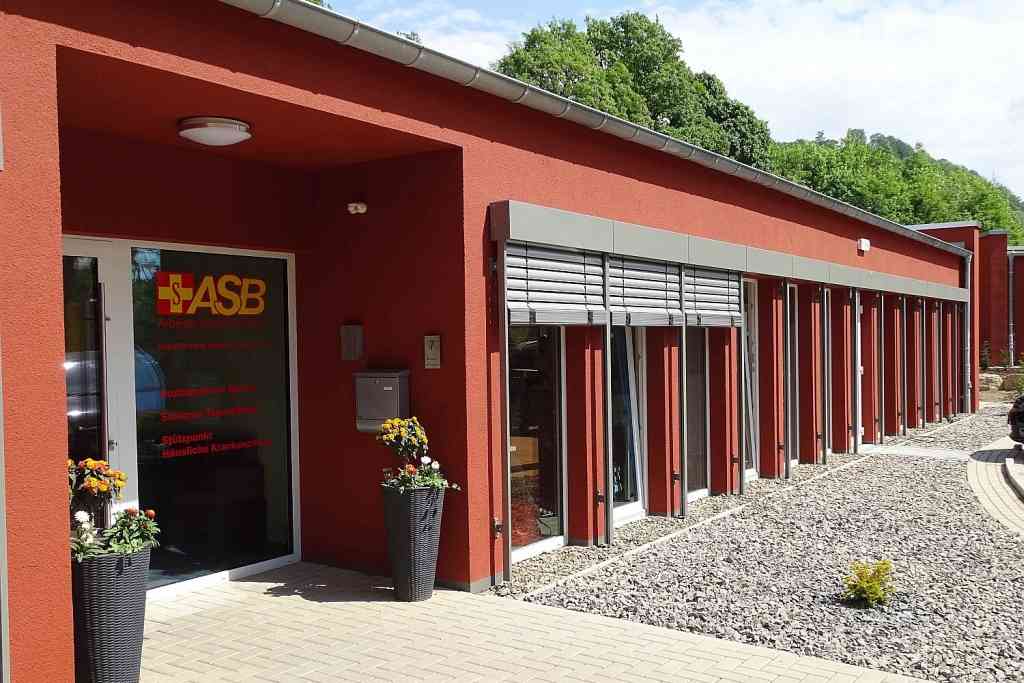 ASB-Sozialzentrum in Barbis. Tagespflege, Ambulante Pflege, Erste Hilfe-Ausbildung.