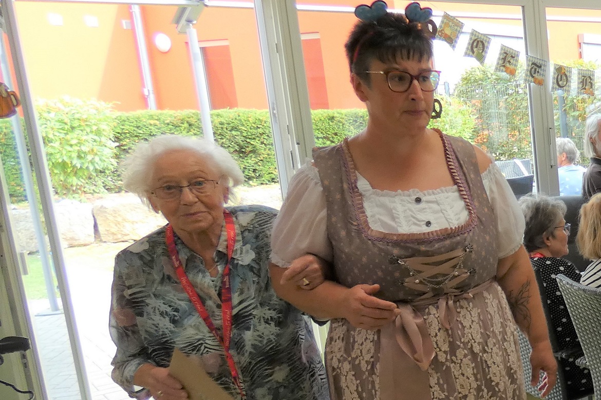 OktoberfestBarbis2025.26.JPG