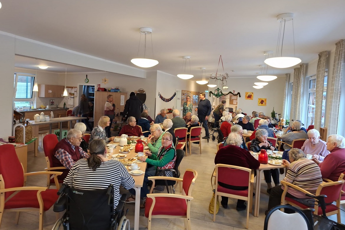 Besinnliche Weihnachtsfeier in der ASB-Tagespflegeeinrichtung in Nörten-Hardenberg
