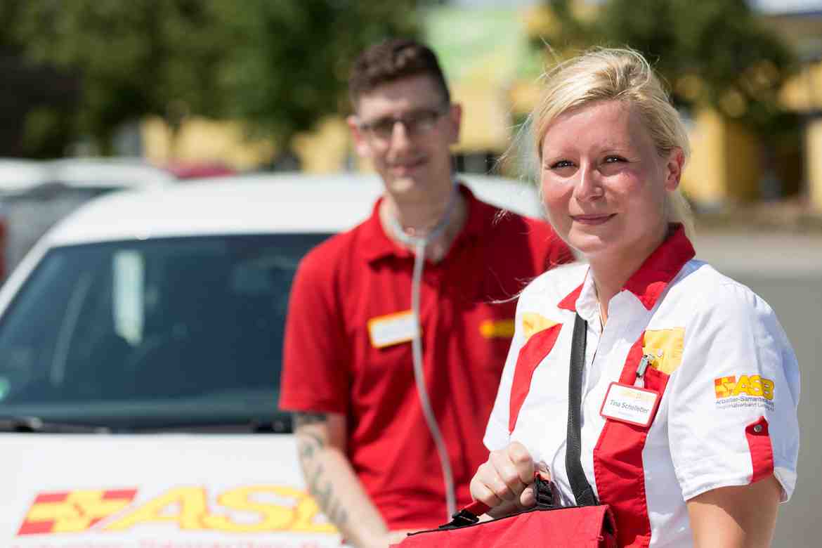 Ambulante Pflegekraft-ASB-MNowak.jpg