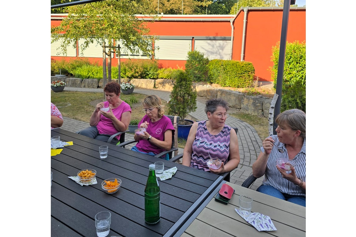 Angehörigengrillen2.jpg