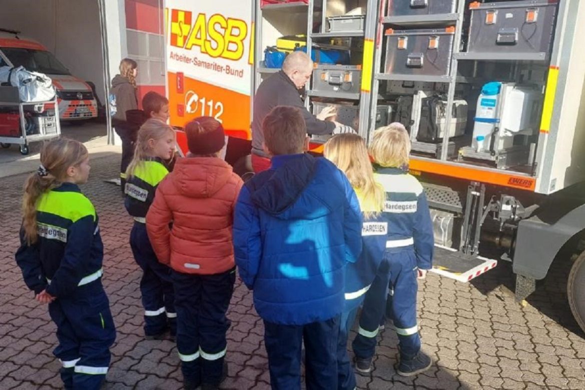 Kinderfeuerwehr 2.jpg